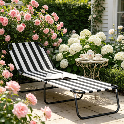 Chaise longue pliante inclinable