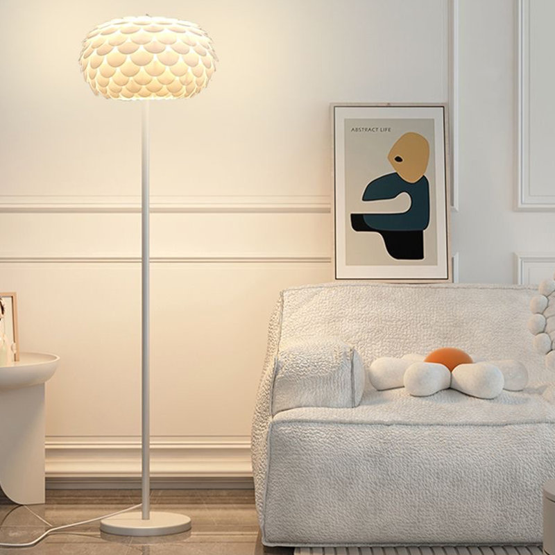 Lampe sur pied en fer forgé et PVC de style français French