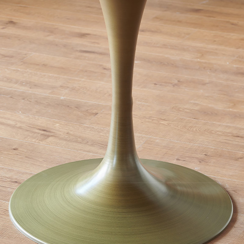 Cho, 29.5"H x 47.2"L x 47.2"W