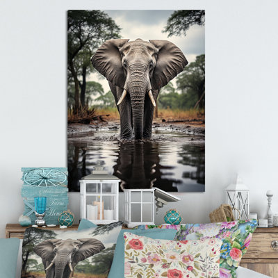 " Elephant Majestic Reflections "