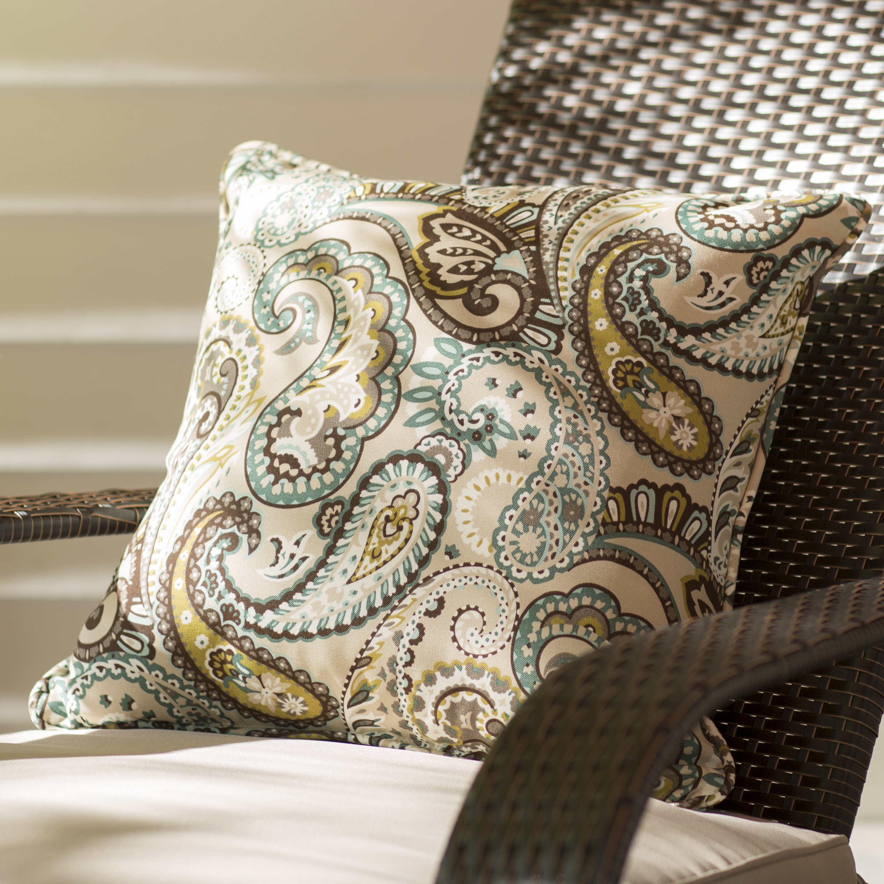 Pillow Perfect Cuscino Da Esterno Per Panca Tamara Paisley, 114x46x6 Cm, Resistente A Macchie E Sbiadimento, Con Lacci