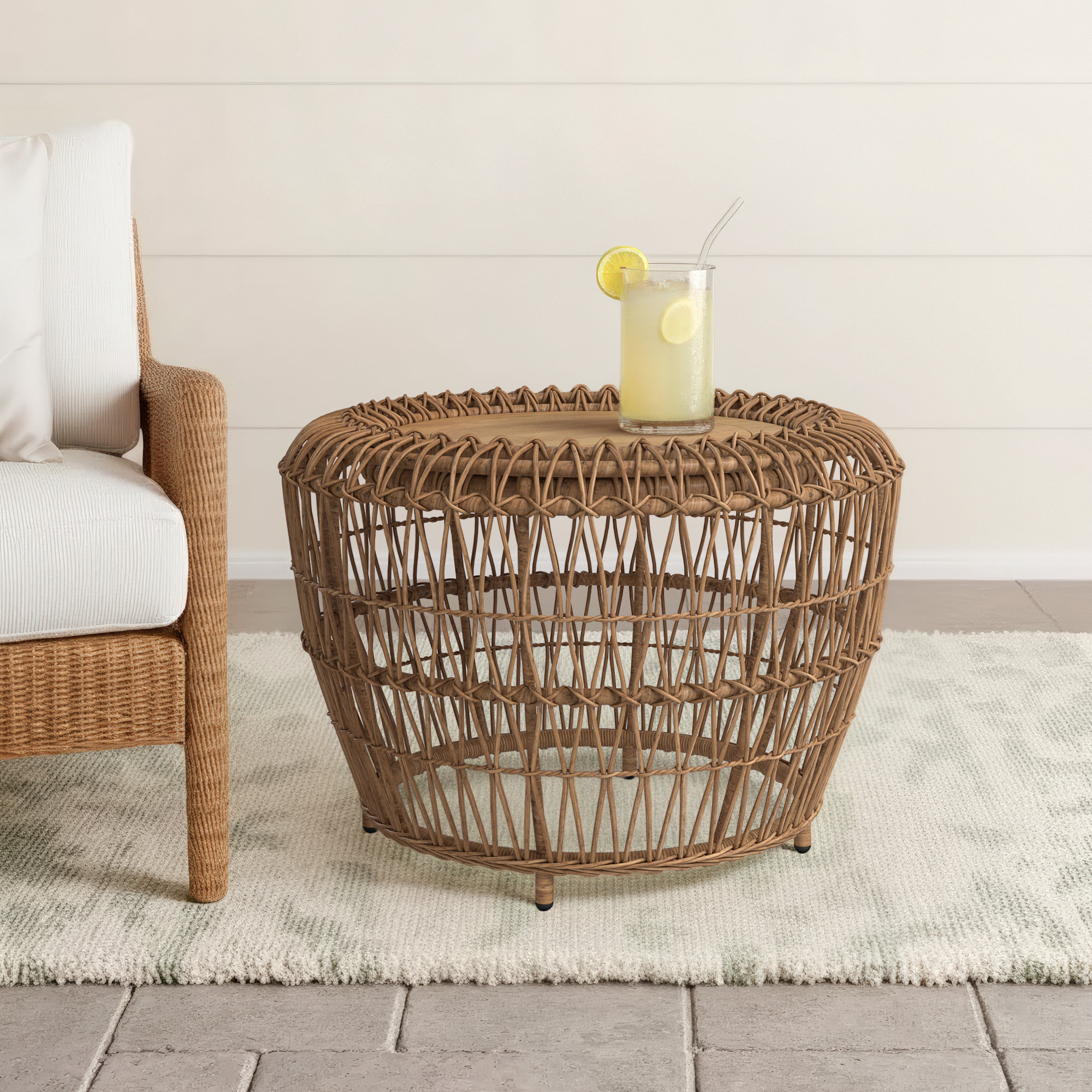 Alyshia 25'' Outdoor Side Table