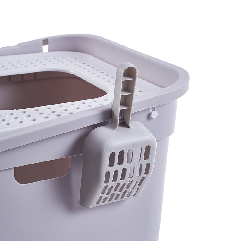 Litter Box with Built-in Scoop