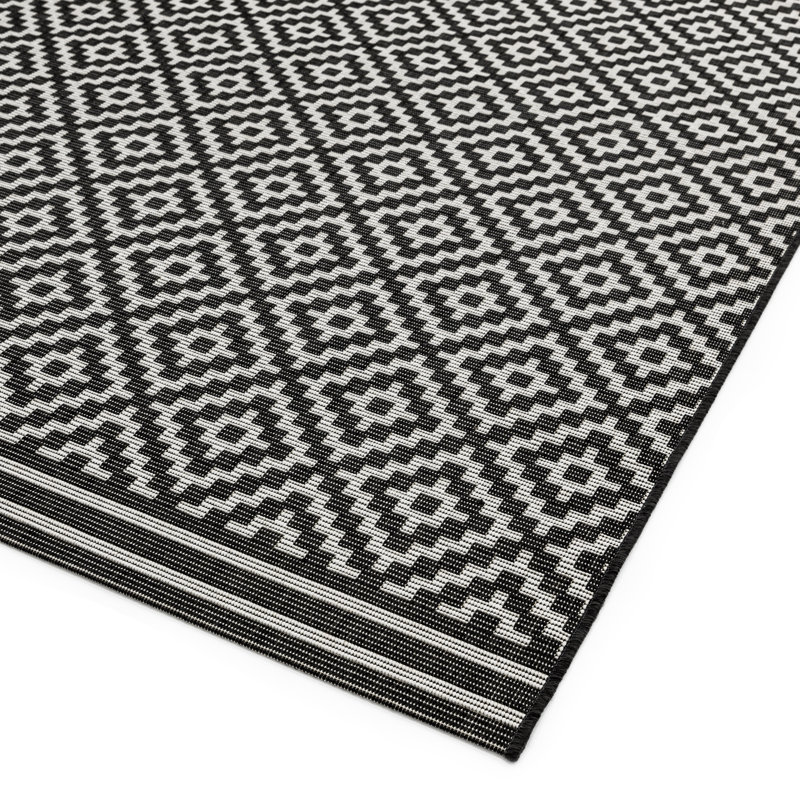 Aaima Patio Black / White Rug, Runner 66 x 240cm