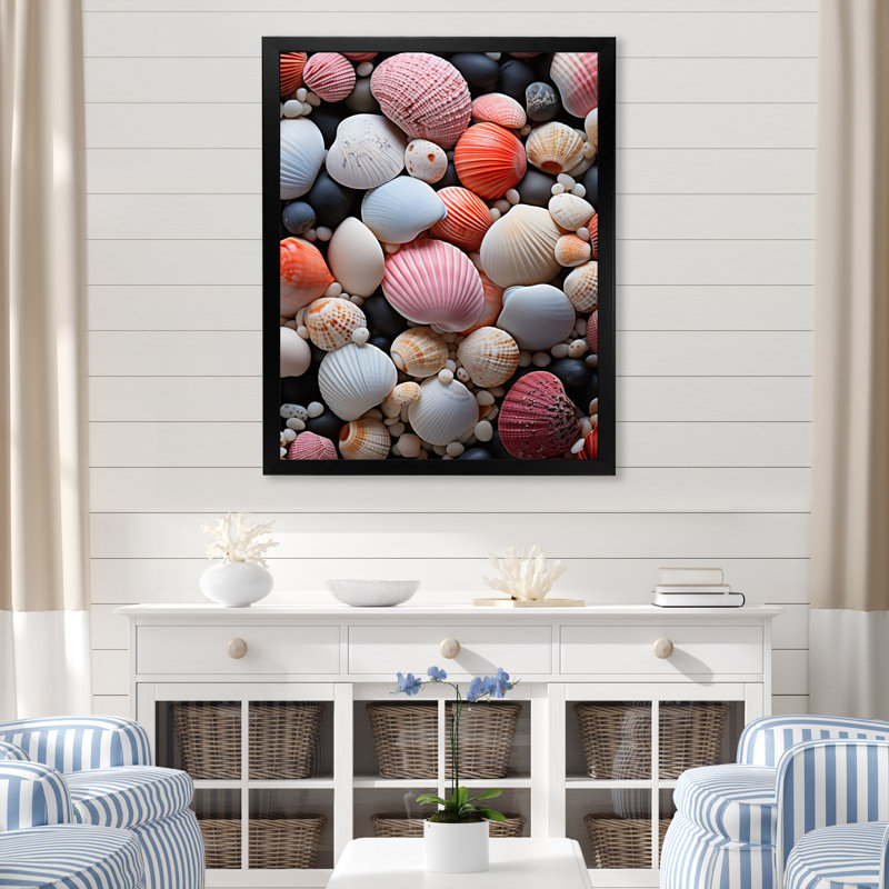 Coquillage rose sur la plage - impression, Cadre photo noir, H 20 po x l 12 po x P 1 po
