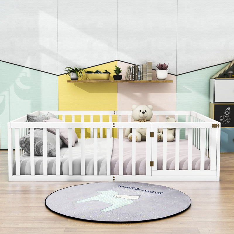 Lit plateforme en bois Hajer avec clôture et porte, Blanc, Grand