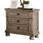 Table de chevet grise en bois massif de style transitionnel, 3 tiroirs cachés, pieds en chignon, profondeur de 27,9 po, largeur de 18 po, hauteur de 29,42 po pour une chambre sophistiquée
