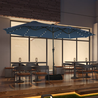 Parasol de patio 15 pi avec base et lumières solaires
