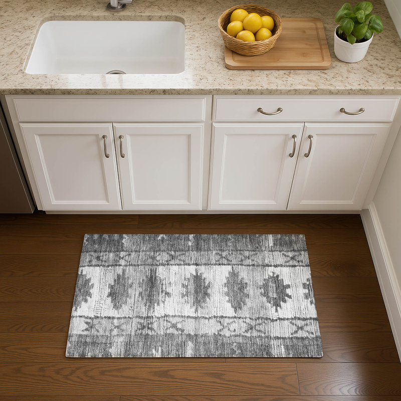 Premium Machine Washable Mayfield AMF1946 Tribal Rug, Rectangle 1'8" x 2'6"