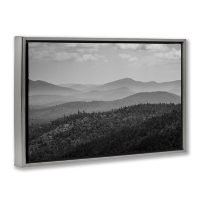 Cadre flottant Misty Adirondack Mountains, conception de James Rodewald