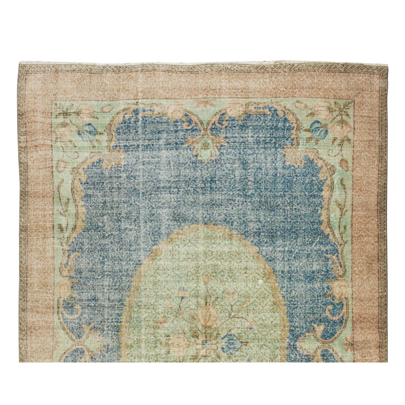 Tapis turc fait à la main avec des couleurs douces