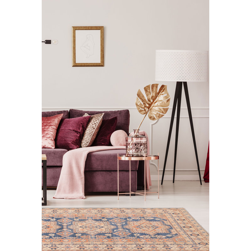 Tapis bleu marine Finest Ghazni 6 pi 6 po x 9 pi 8 po