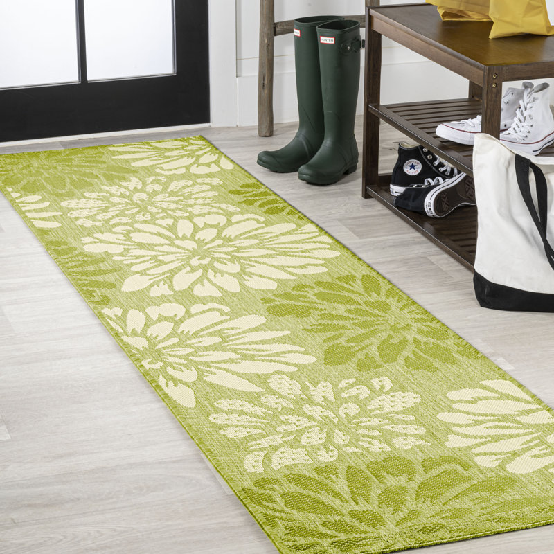 Zinnia Modern Floral Textured Weave Green/Cream Indoor/Outdoor Rug, Runner 2'2" x 8'