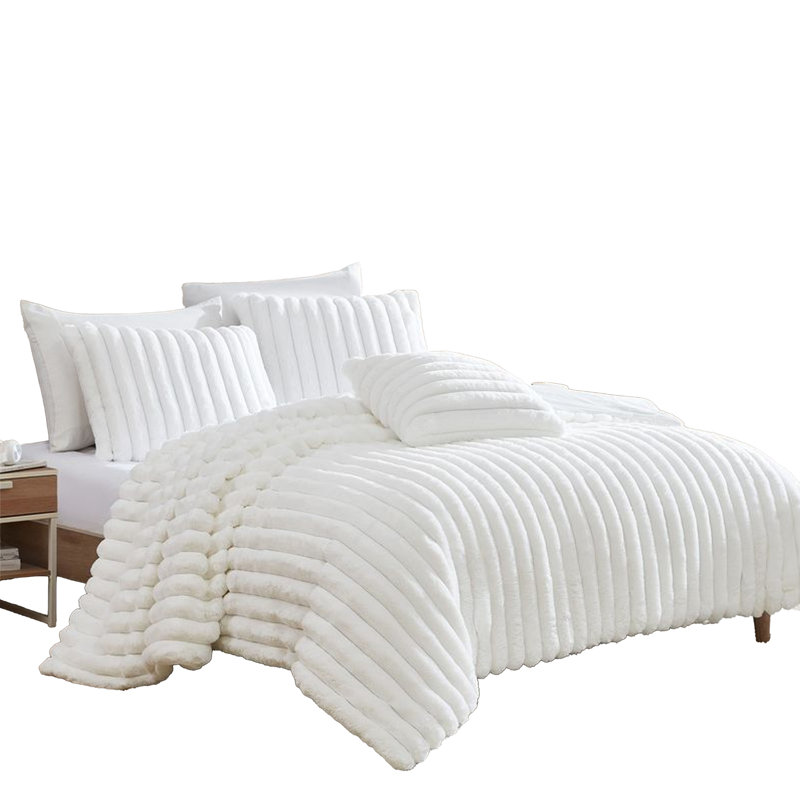 Ensemble d'édredon très grand 4 pièces Sieno, fausse fourrure blanche et envers en micro vison, Blanc