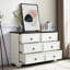 Commode blanche 6 chambres - Intérieur spacieux avec des détails charmants et des rails en métal