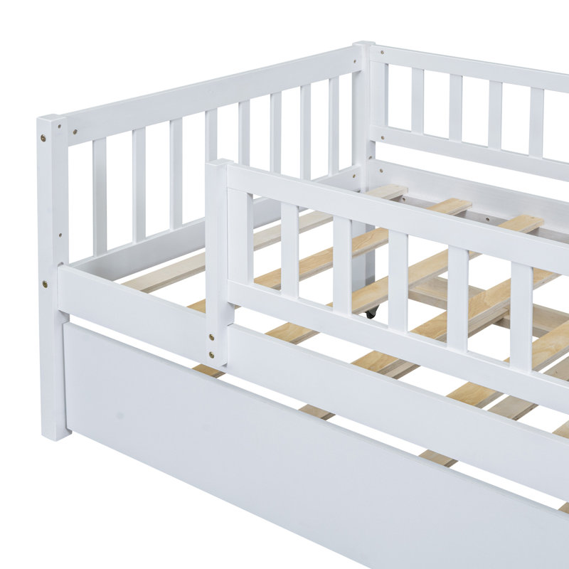Wood Daybed With Trundle And Fence Guardrails, Twin, White