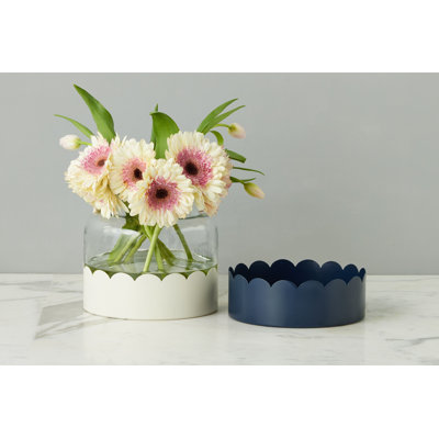 2-in-1 Scalloped Bloom Vase