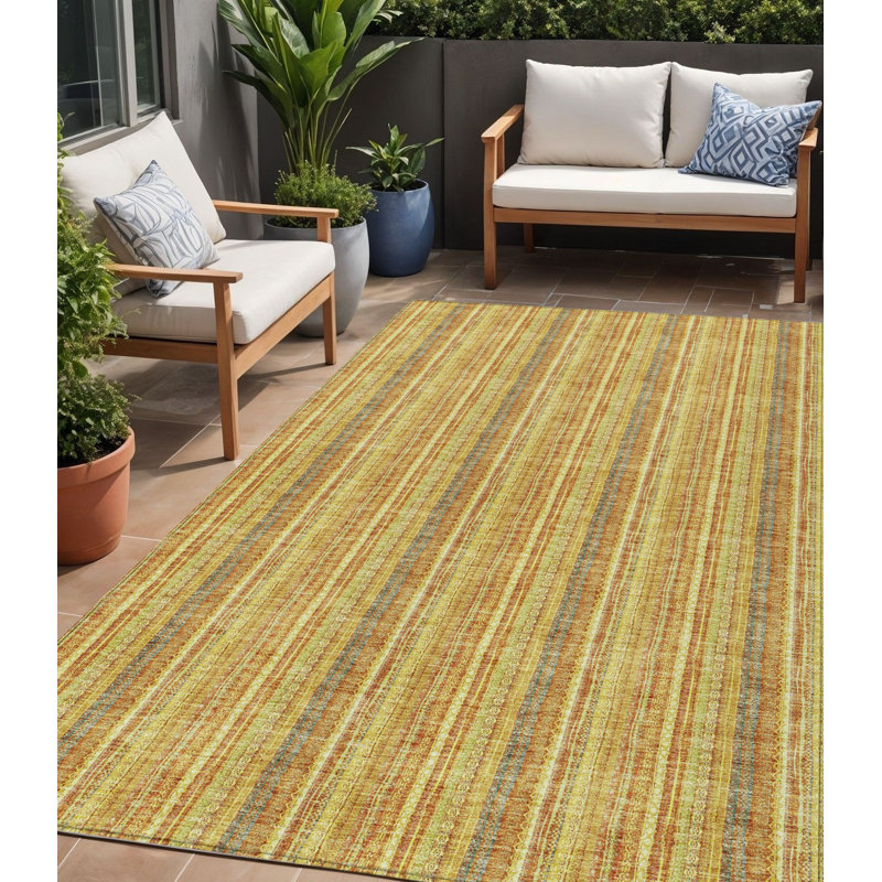 Tapis intérieur lavable rayé doré 5 pi x 8 pi