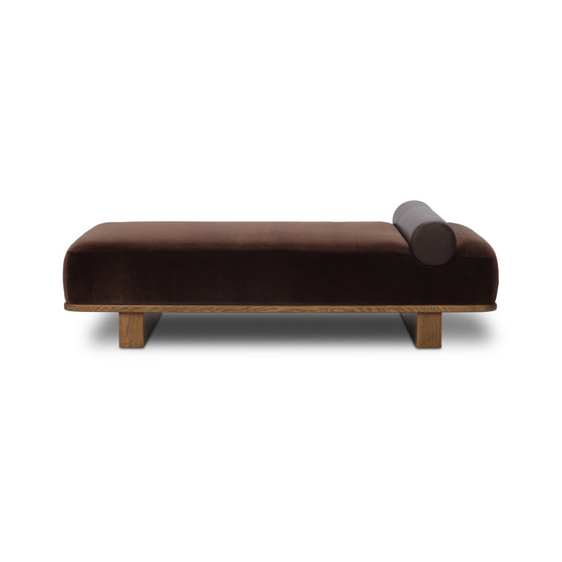 Teia Chaise, Monte Chocolate