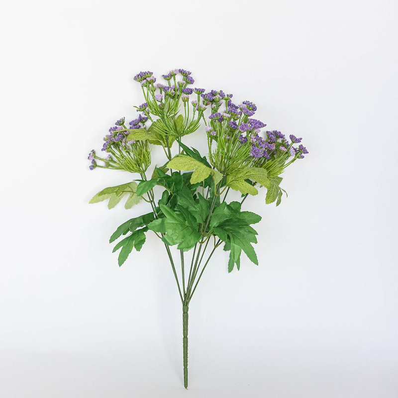 Bouquet de fleurs artificielles violettes