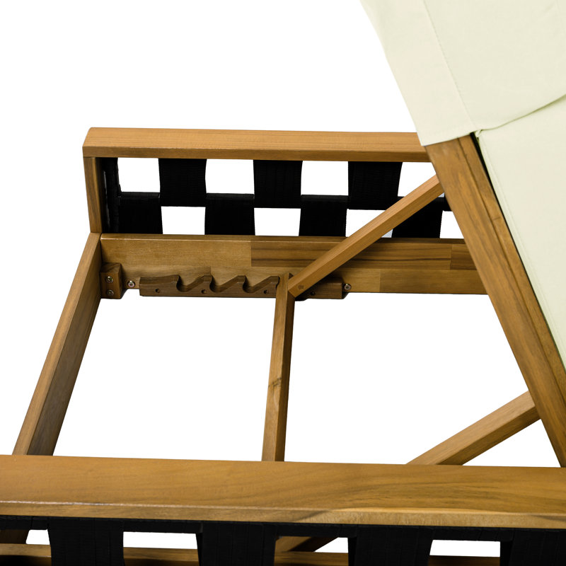 Chaise longue de patio en bois d'acacia Ghodke avec dossier réglable et coussin à 4 plis (table non incluse), Beige