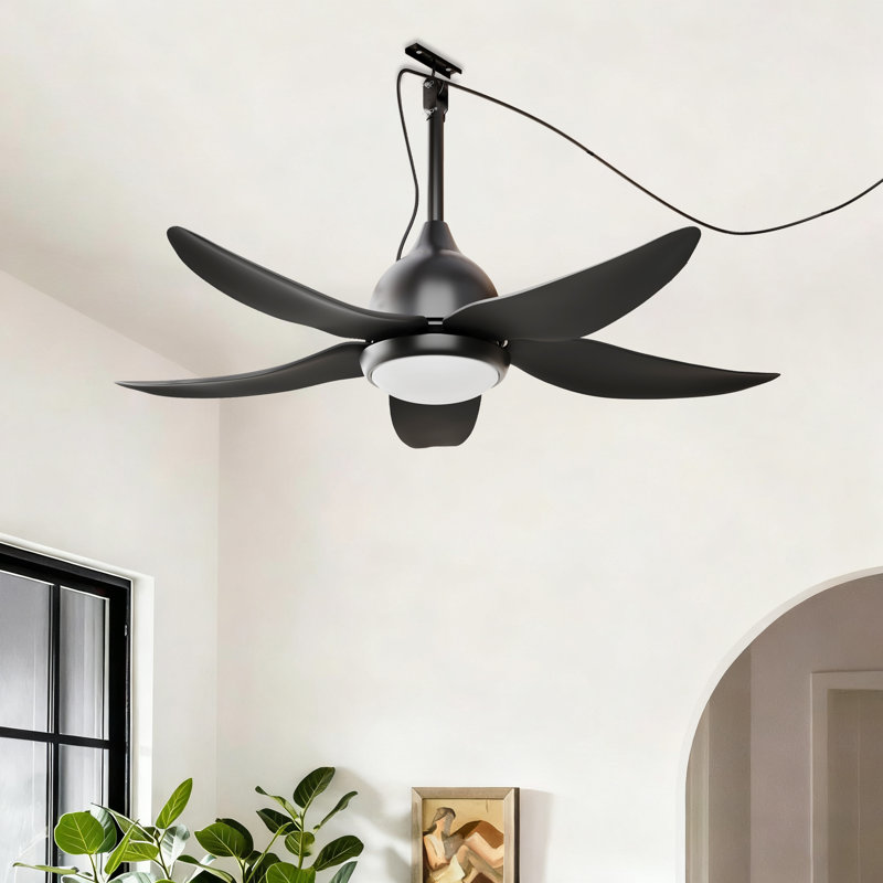 Ventilateur de plafond 44 "avec lumières à DEL à intensité variable et télécommande, Noir mat