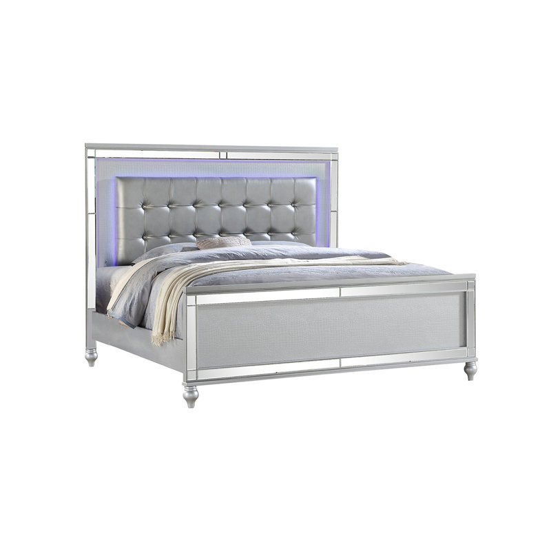 Denard Upholstered Standard 4 Piece Bedroom Set, Silver, Queen, 4 Pcs: Bed, Nightstand, Dresser, Mirror