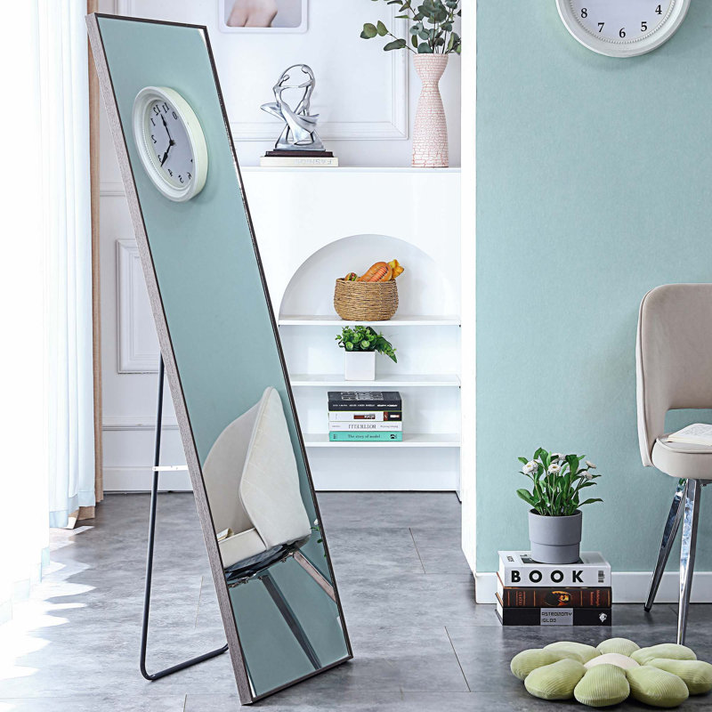 Miroir de plancher en bois massif Retangle, 58 po x 15 po, gris