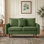  Causeuse de 56 po de large à accoudoirs arrondis en velours, avec poches de rangement latérales et petit coussin décoratif carré