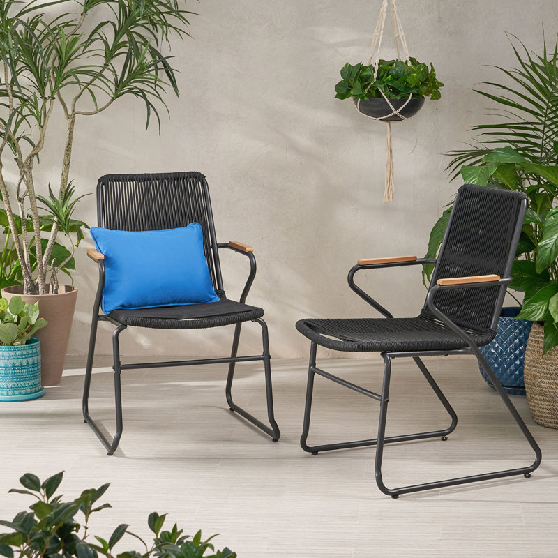 Berkshire Outdoor Lounge Chair, Black