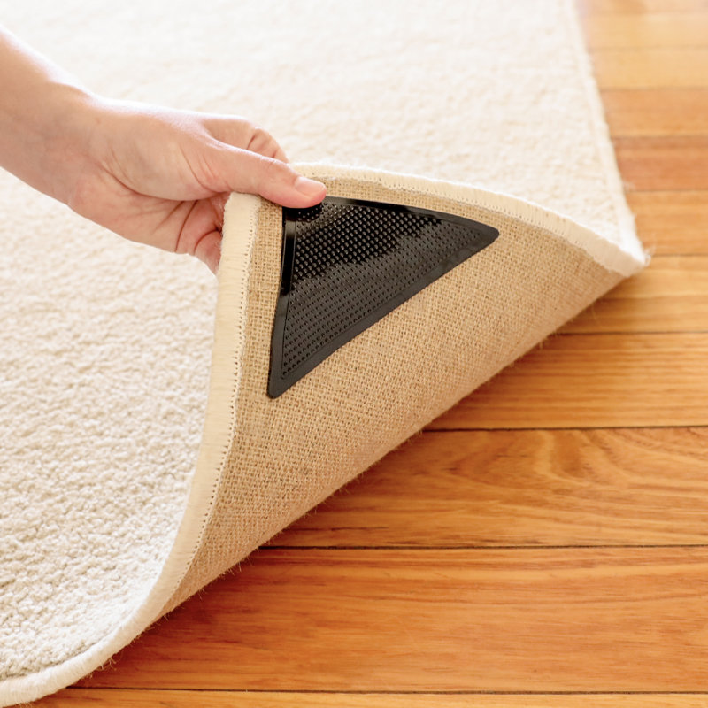TAPIS ADHÉSIF RESUABLE Grippers 4PK, Triangle 4,13 po x 5,9 po