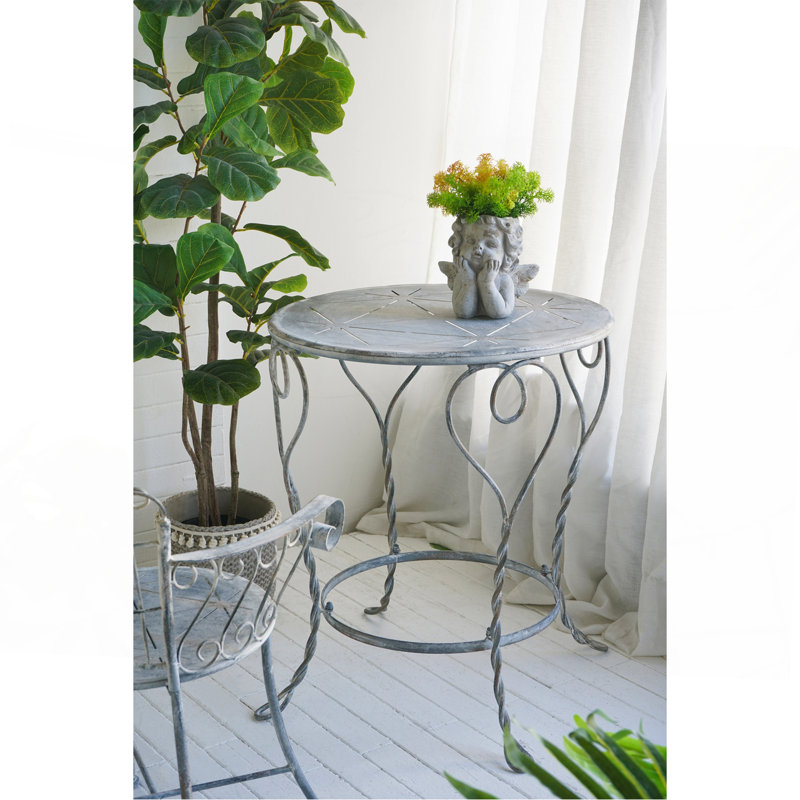 Table d'appoint ronde en fer 26 x 26 x 30 po, finition argentée patinée, table de bout décorative de style champêtre français avec pieds torsadés