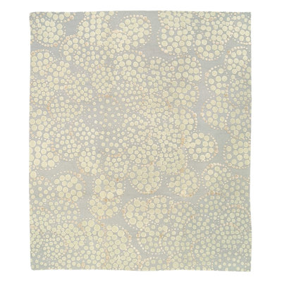 Effervescence Polka Dots Area Rug in Beige/Gray