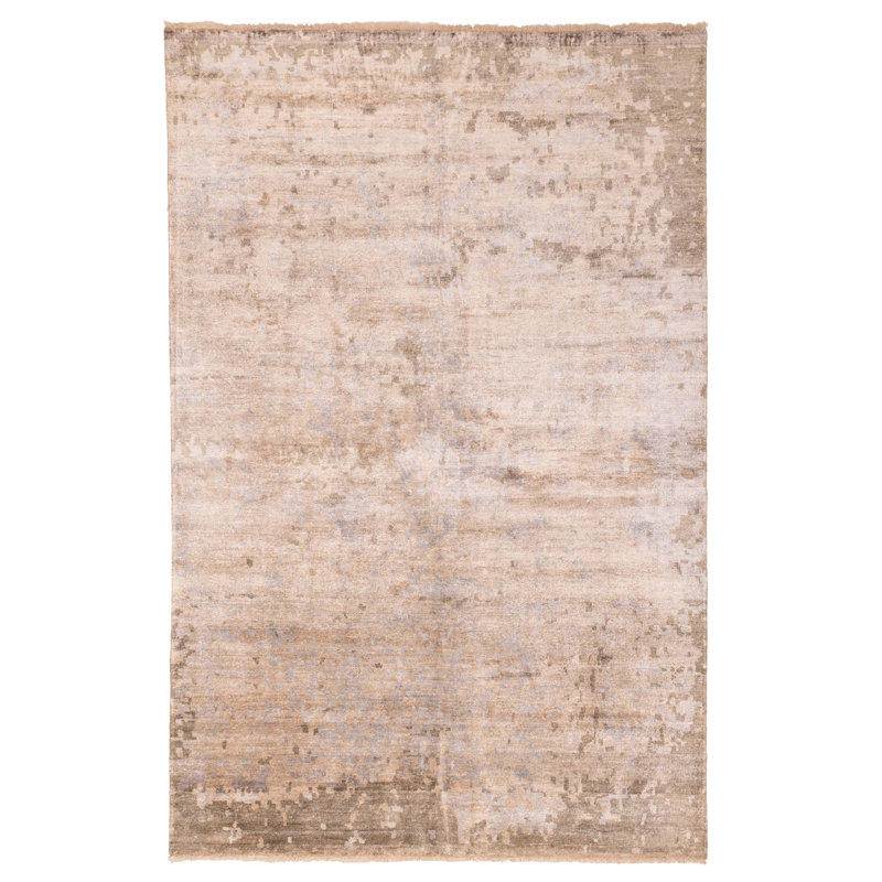 Tapis brun clair Legacy 6 pi 4 po x 9 pi 9 po