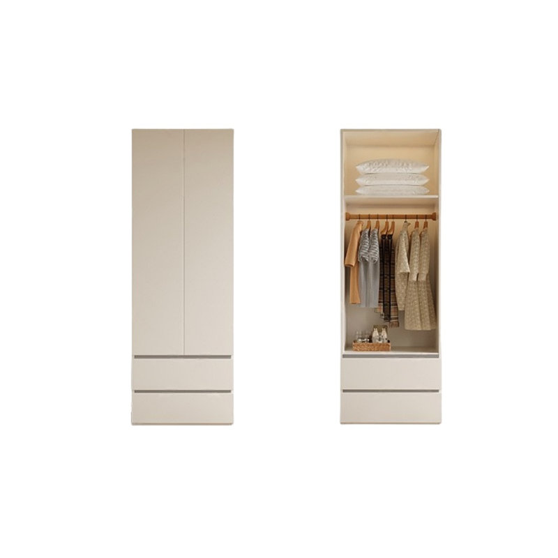 Garde-robe blanche simple et moderne