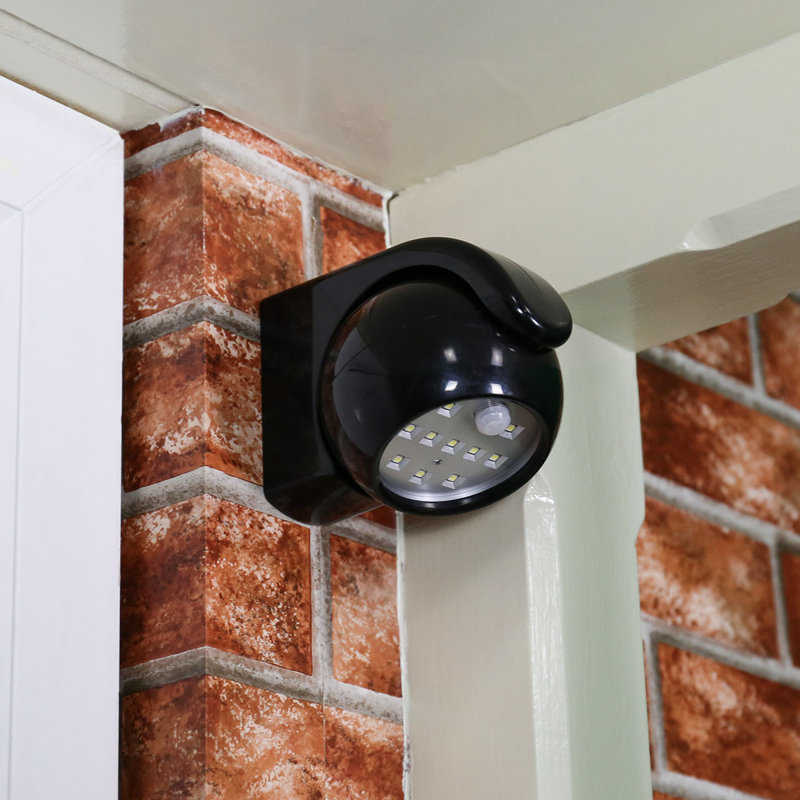 Outdoor Battery Operated White Security Light with PIR Sensor, Black