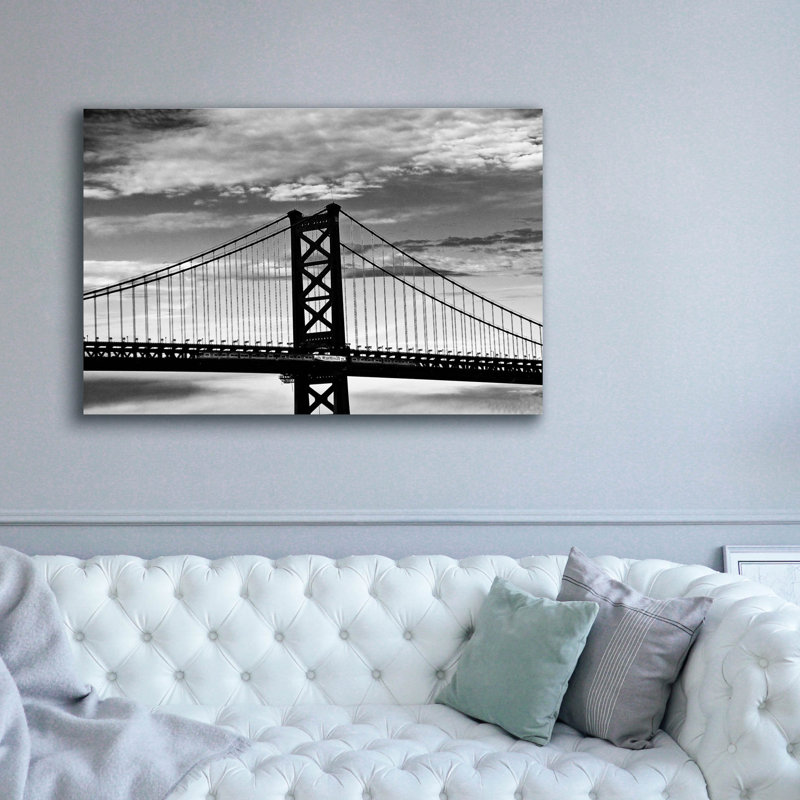 «Benjamin Franklin Bridge B & w» par Erin Clark, art mural sur toile, H 40 po x l 60 po x P 1,5 po