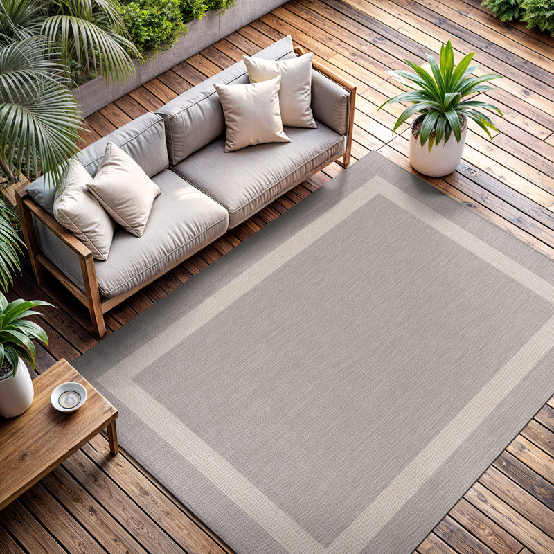Mekih Geometric Indoor / Outdoor Rug, Rectangle 6'7" x 9'