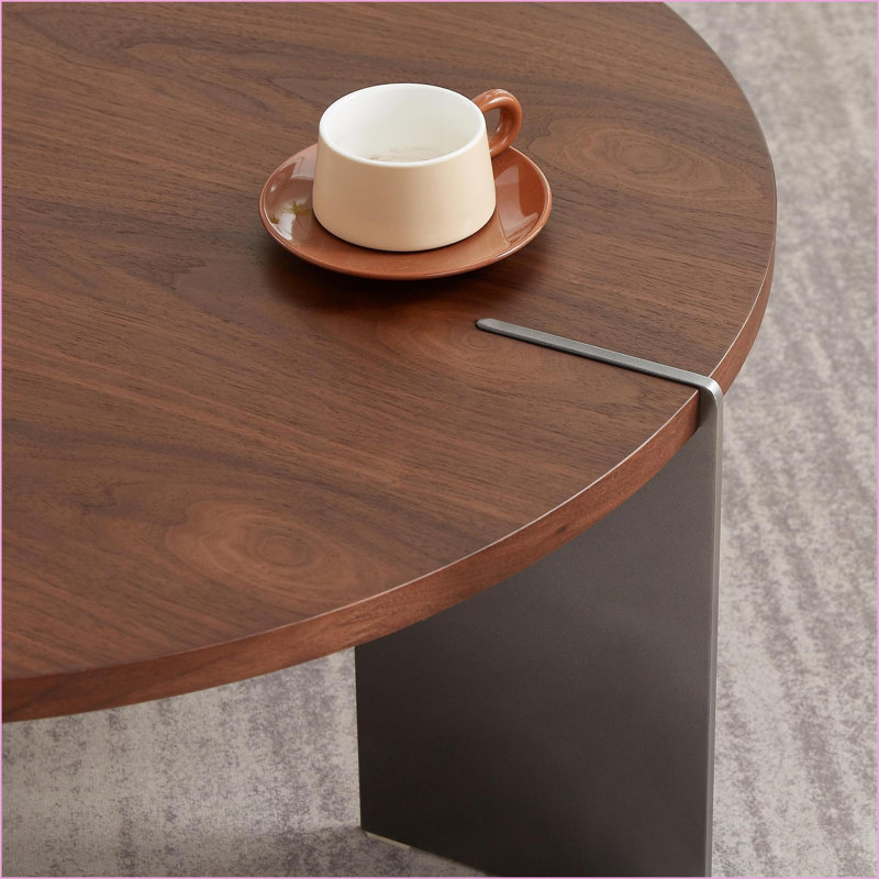 Table basse ronde en bois de noyer avec pieds en métal noir, facile à nettoyer et amp; Écologique pour le salon