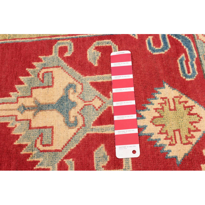 Tapis rouge Finest Ghazni 6 pi 7 po x 9 pi 4 po