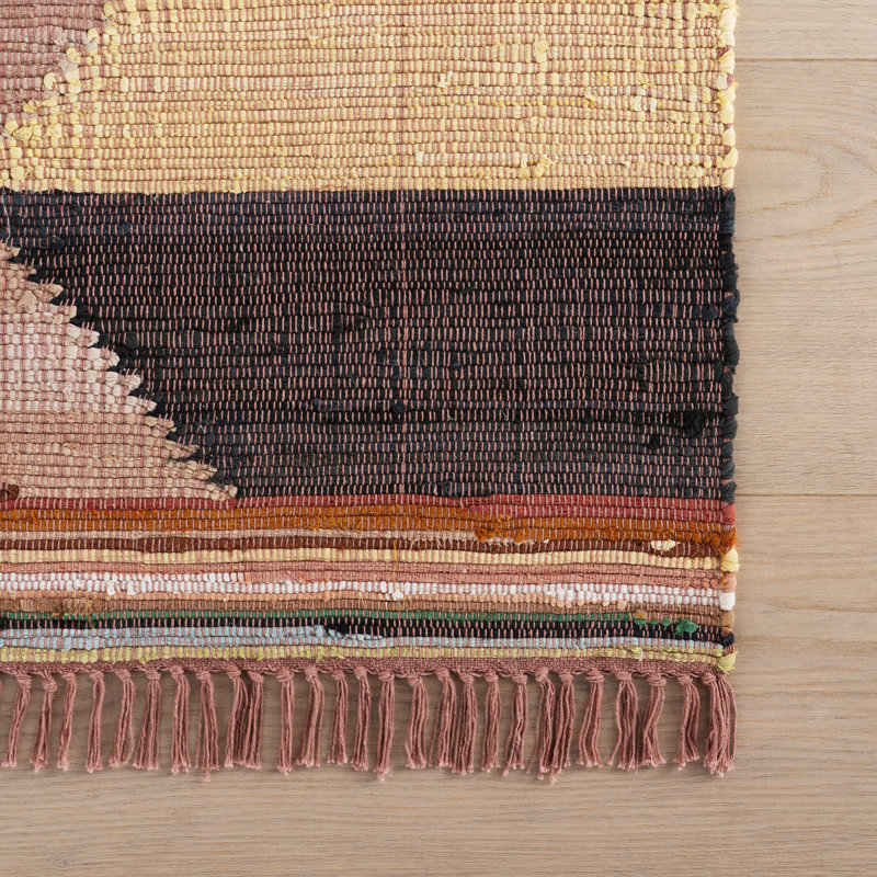 Solmira Southwestern Handmade Cotton Rug, Rectangle 5' x 8'