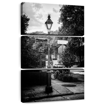 Nicci noir NOLA - Rue Bourbon