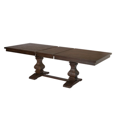 Table de salle à manger extensible Rackley de 78 po à 96 po avec ensemble en bois de noyer