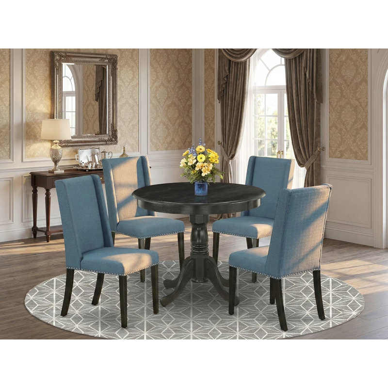 Ensemble de 5 pièces pour coin-repas pour 4 personnes comprenant une table de cuisine ronde avec piédestal et 4 chaises de salle à manger Parsons en tissu bleu, noir brossé