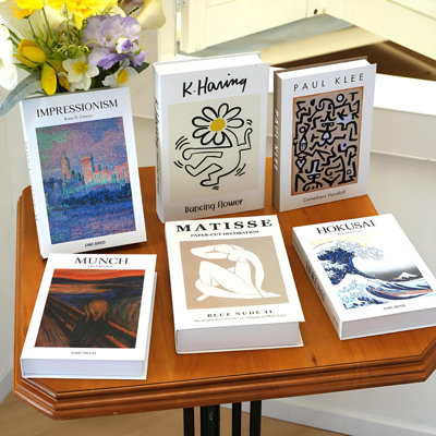 Élégants livres décoratifs minimalistes modernes pour le salon et la présentation de l'hôtel