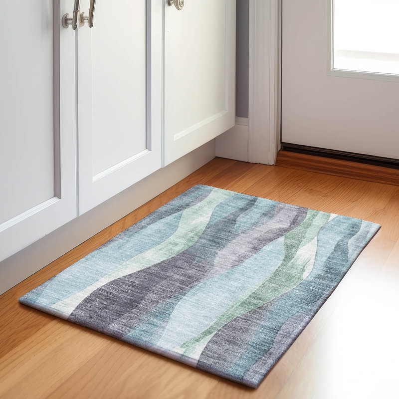 Tapis bleu sarcelle lavable à la machine intérieur / extérieur Xhevrie, Rectangle 1 pi 8 po x 2 pi 6 po