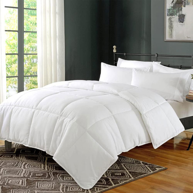 Comforter, Queen Comforter, Yellow/Gray