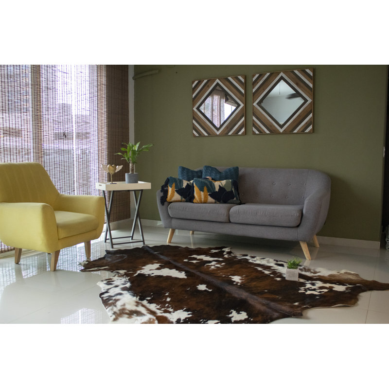 Tapis brun / blanc en cuir de vache fantaisie fait à la main 6 pi x 7 pi imprimé animal