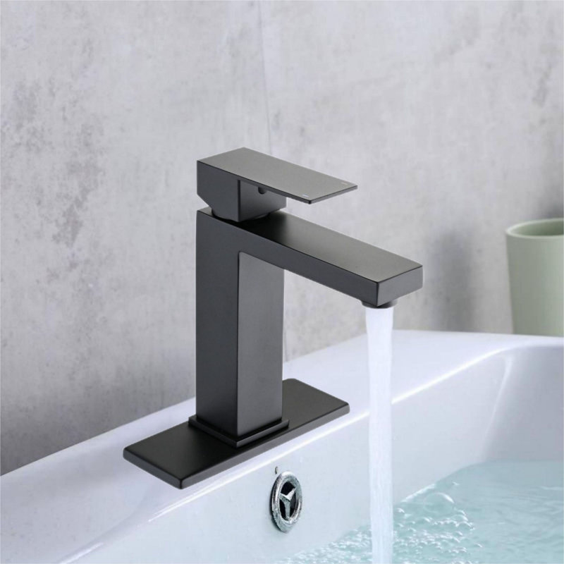 Single-Hole Single-handle Bathroom Faucet with Drain Assembly, Matte Black