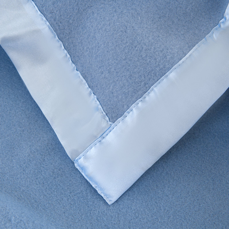 Jeté satiné, Double, Bleu moyen